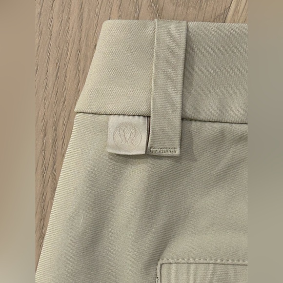Lululemon ABC Classic-Fit Trouser Warpstreme - Size 36x28 - Picture 3 of 4